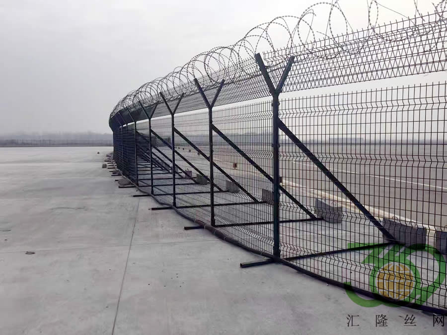 機場圍界