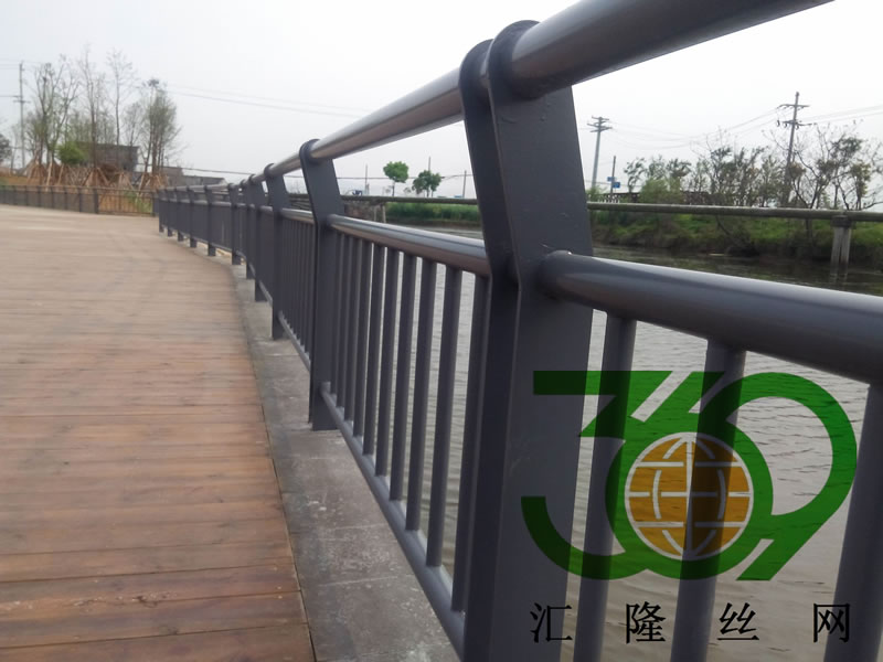 橋梁防撞護(hù)欄