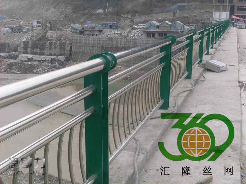 橋梁防撞護(hù)欄