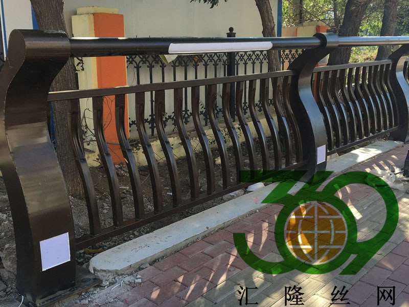 橋梁防撞護(hù)欄