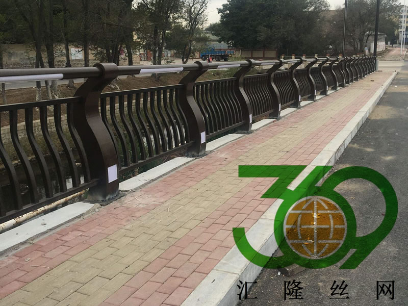 橋梁防撞護(hù)欄