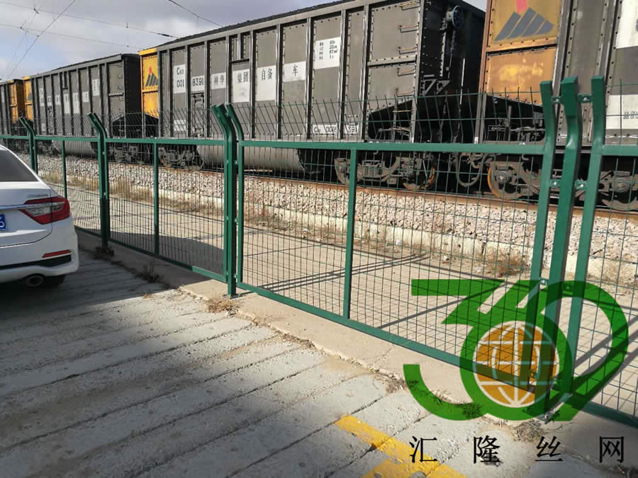 鐵路護(hù)欄